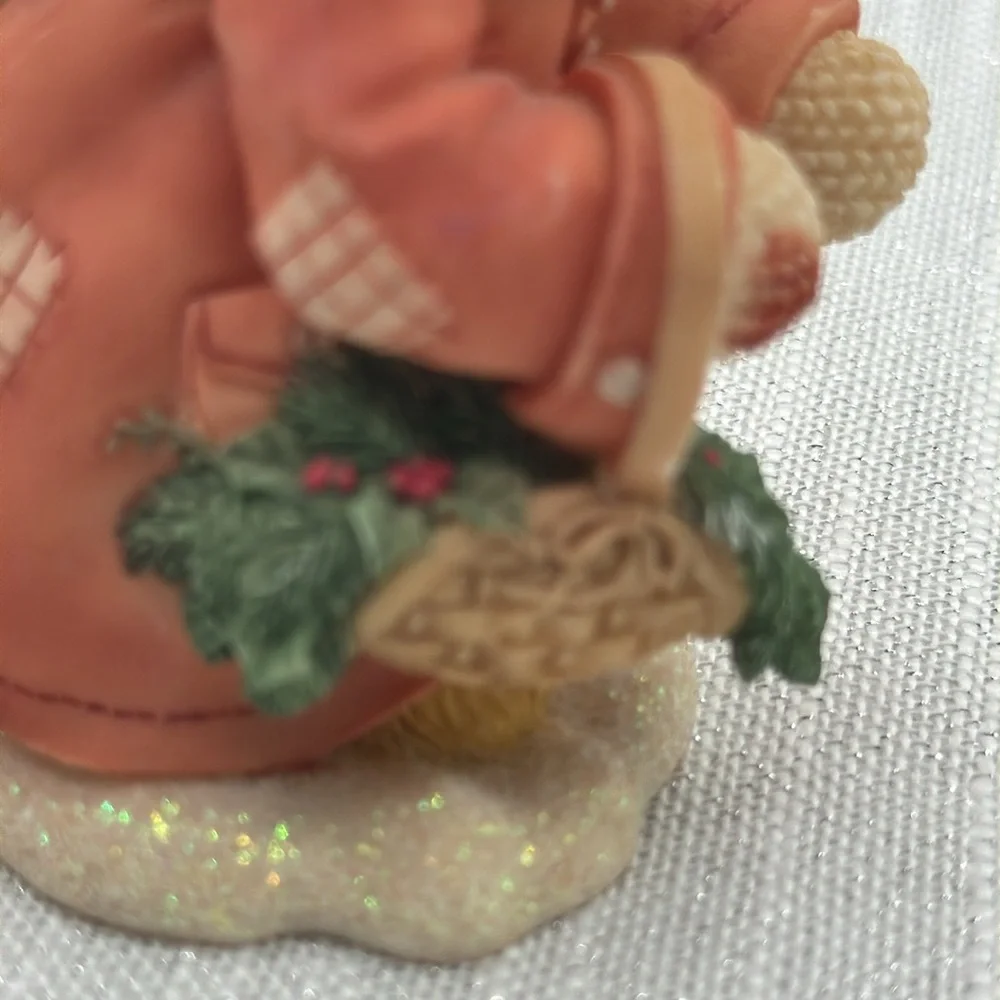 Cherished Teddies Shirley 1999 Limited Edition Release Christmas Figurine Enesco